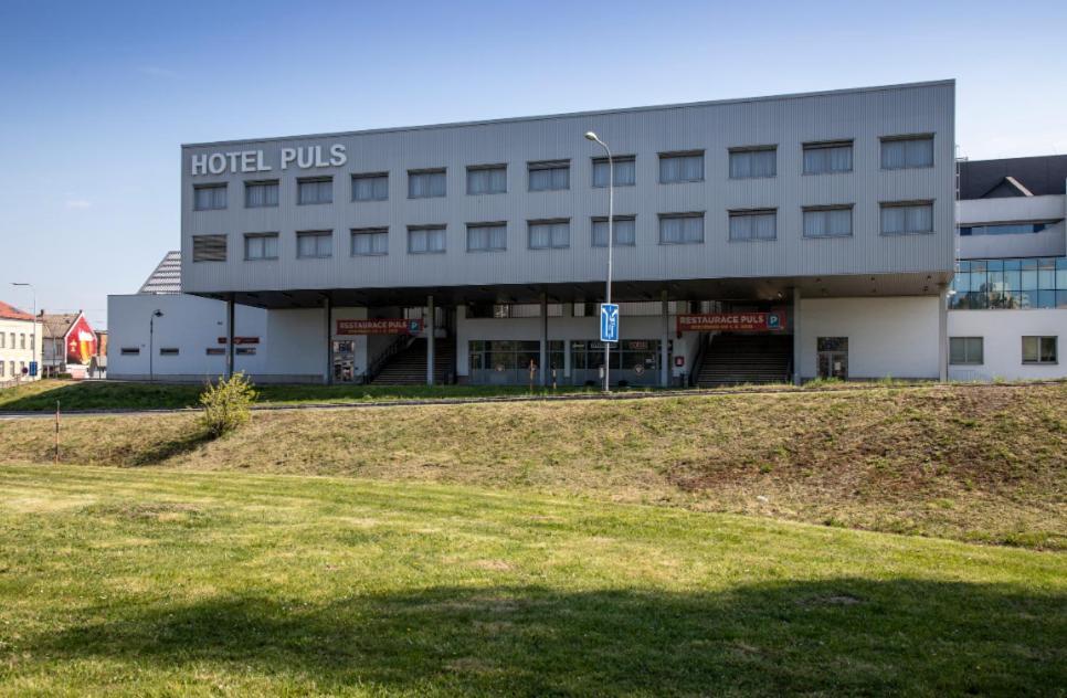 Hotel Puls Ostrava Exterior foto